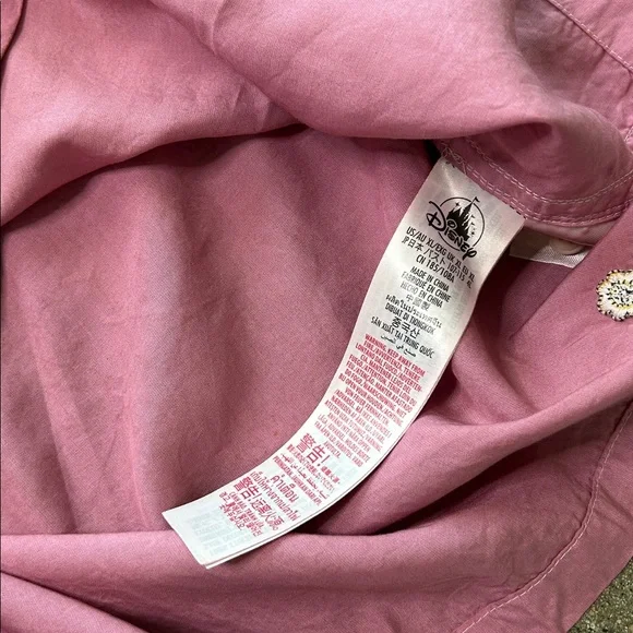 Disney Pink Short-Sleeve Button-Down Shirt with Embroidered Mickey & Motifs - Picture 10 of 10